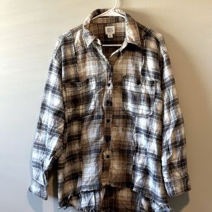 Urban outfitters BDG oversized, distressed flannel, size small